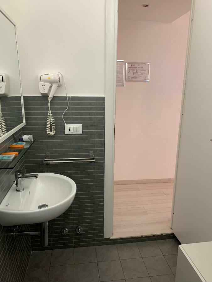 Tiburtina Suites, Roma المظهر الخارجي الصورة